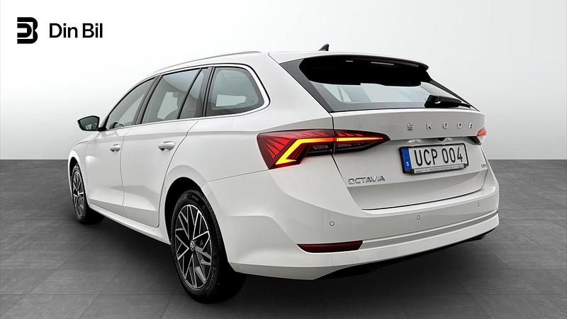 Begagnad Skoda Octavia 110 HK (80 kW) 2024 Vit Kombi