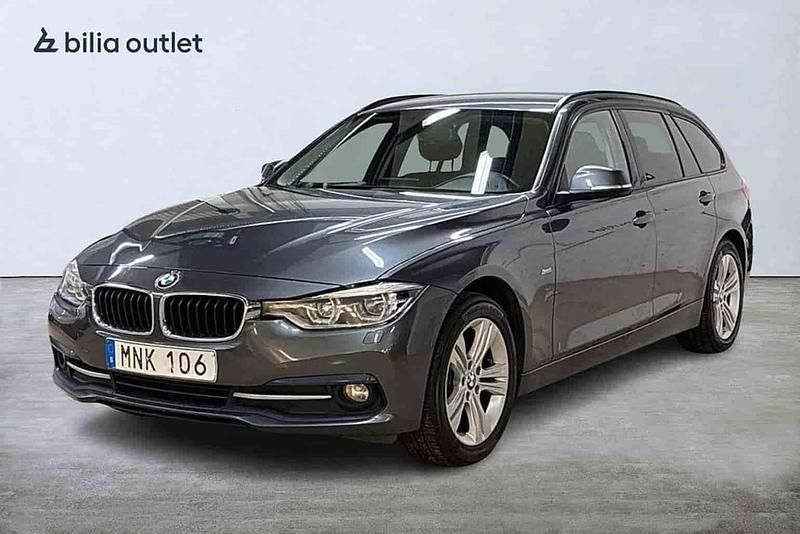 Grå Begagnad 2017 BMW 318 Kombi | 109 900 kr - Bild 1/1