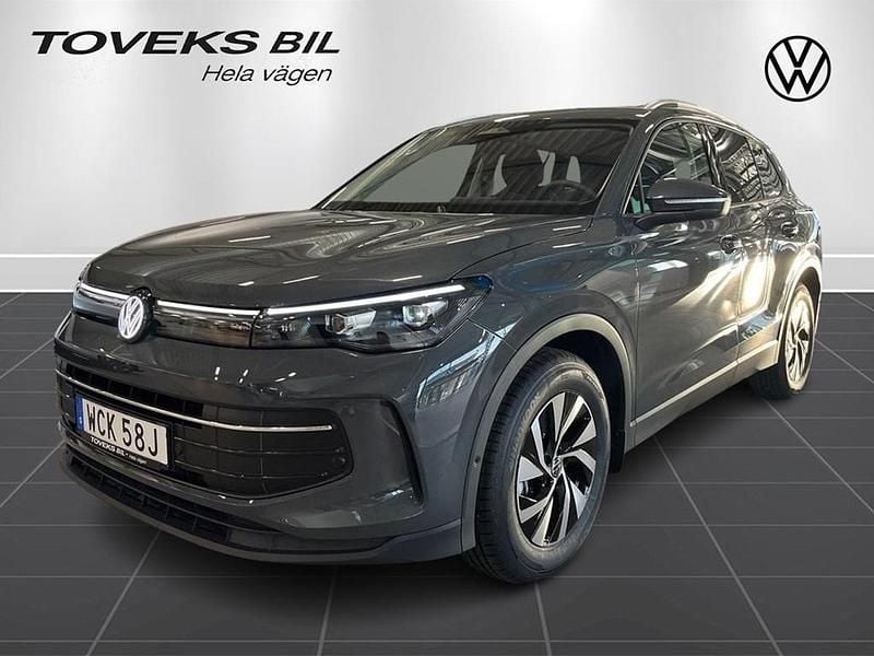 Grå Ny 2026 VW Tiguan SUV | 442 500 kr (Marknadspris) - Bild 1/4