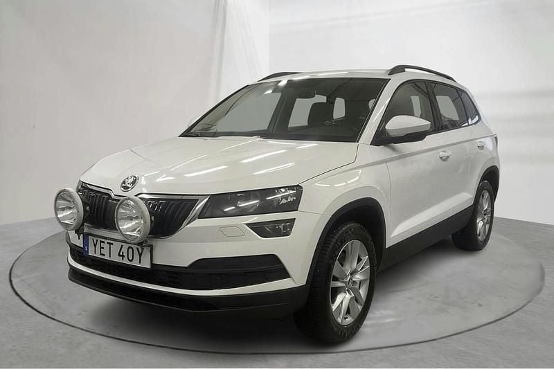 Vit Begagnad 2020 Skoda Karoq SUV | 189 000 kr (Superpris) - Bild 1/4