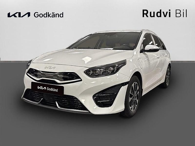 Vit Begagnad 2022 Kia Ceed Sportswagon Advance Kombi | 249 900 kr (Marknadspris) - Bild 1/4