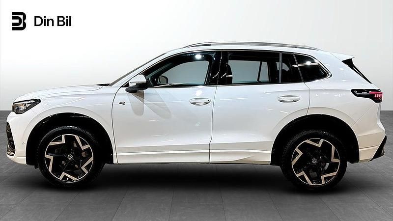 Begagnad VW Tiguan R-line 193 HK (141 kW) 2025 Pure white SUV