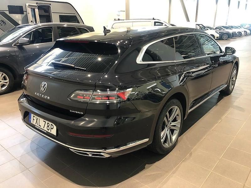 Begagnad VW Arteon R-line 218 HK (160 kW) 2022 Svart Kombi