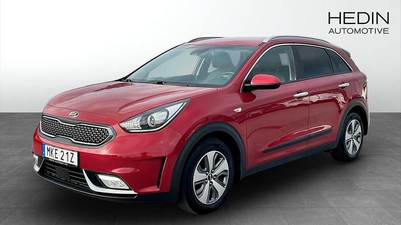 Röd (red) Begagnad 2019 Kia Niro Advance SUV | 169 900 kr (Marknadspris) - Bild 1/4