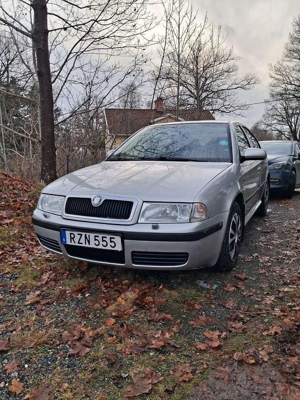 Begagnad 2001 Skoda Octavia Tour | 14 000 kr (Bra pris) - Bild 1/4