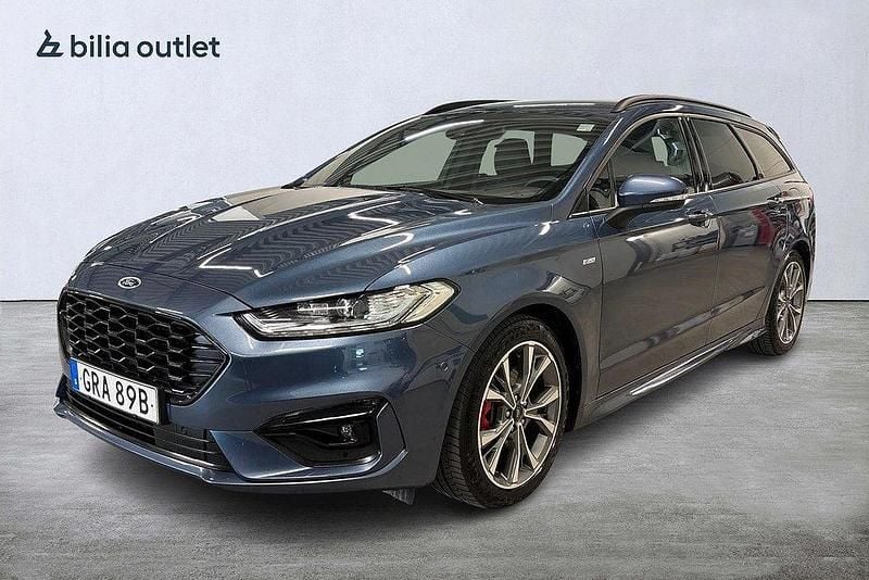 Blå Begagnad 2021 Ford Mondeo ST-Line Kombi | 239 000 kr (Marknadspris) - Bild 1/4