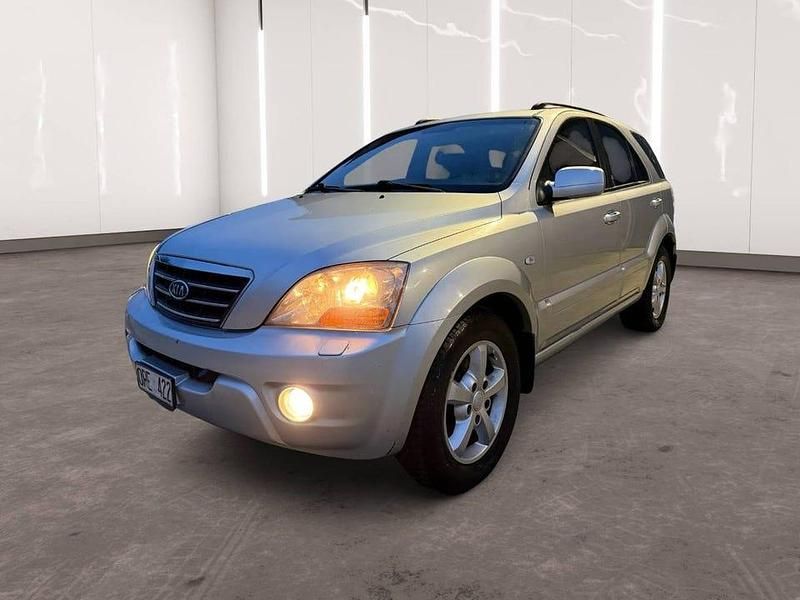 Silver Begagnad 2007 Kia Sorento SUV | 49 900 kr (Marknadspris) - Bild 1/4