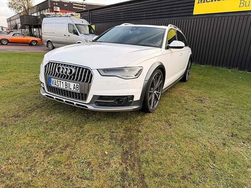Begagnad Audi A6 Allroad Sport 320 HK (235 kW) 2015 Vit Kombi