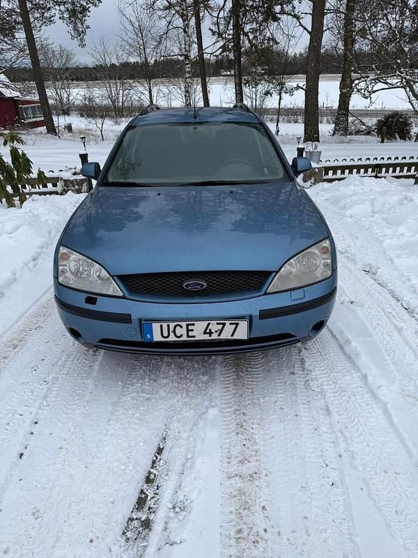 Begagnad Ford Mondeo 145 HK (106 kW) 2003 Kombi