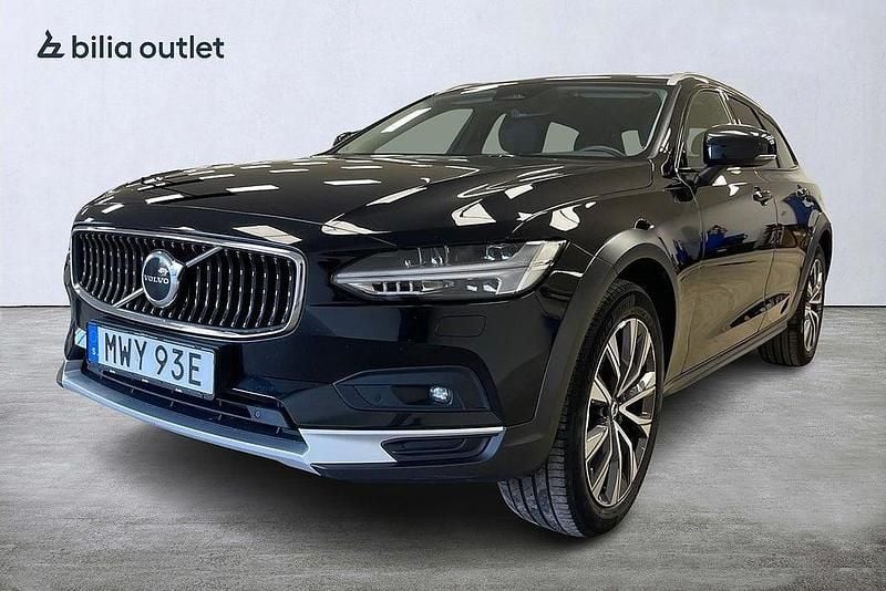 Begagnad Volvo V90 CC Plus 197 HK (144 kW) 2022 Svart Kombi