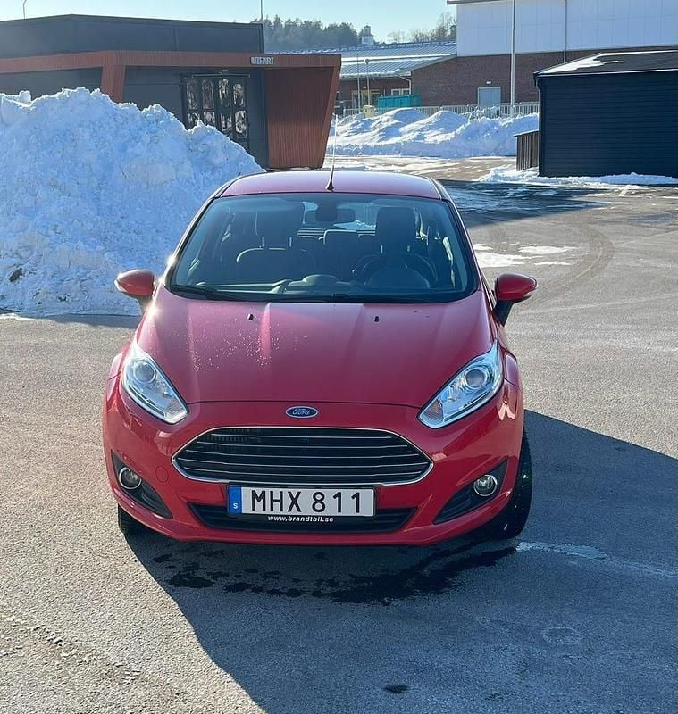 Begagnad Ford Fiesta 100 HK (73 kW) 2016