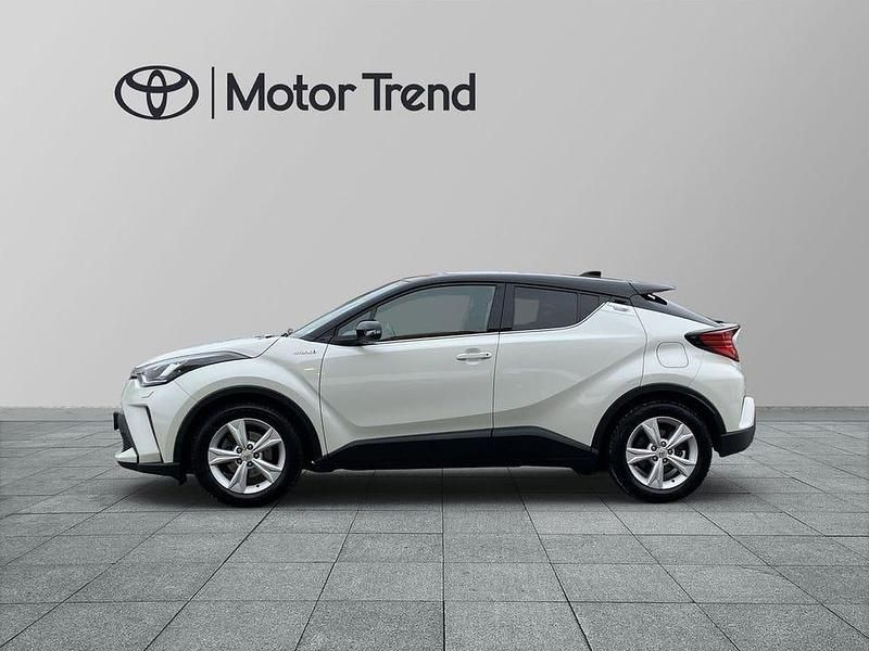 Begagnad Toyota C-HR Edition 186 HK (136 kW) 2020 Vit SUV