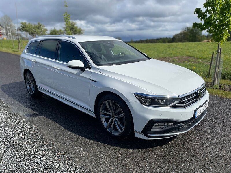 Vit Begagnad 2021 VW Passat GT Kombi | 329 000 kr (Dyr) - Bild 1/4