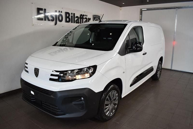 Vit Ny 2025 Peugeot Partner Minibuss | 427 375 kr - Bild 1/4