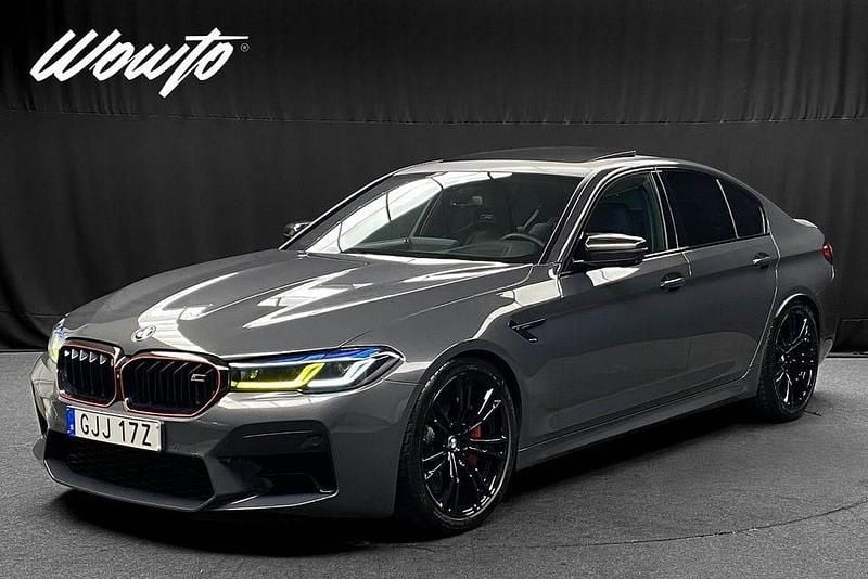 Grå Begagnad 2021 BMW M5 Competition Edition Sedan | 939 800 kr - Bild 1/3