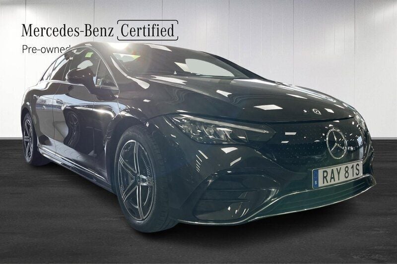 Grå Begagnad 2023 Mercedes EQE350 AMG line Sedan | 619 000 kr (Marknadspris) - Bild 1/4