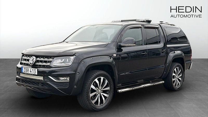 Svart (black) Begagnad 2018 VW Amarok Aventura Pickup | 389 000 kr (Marknadspris) - Bild 1/4