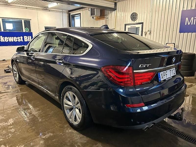 Begagnad BMW 530 Gran Turismo 258 HK (189 kW) 2013 Blå Halvkombi