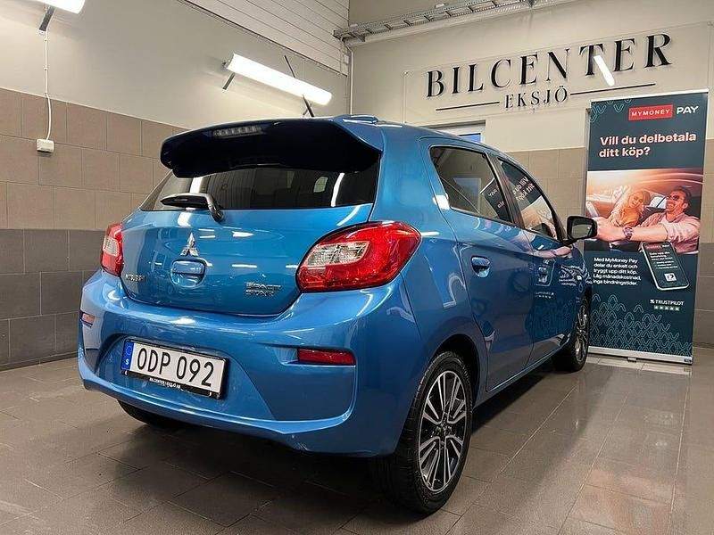 Begagnad Mitsubishi Space Star 80 HK (58 kW) 2016 Blå Halvkombi