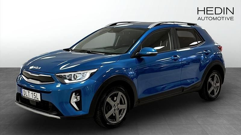 Blå Begagnad 2021 Kia Stonic Advance SUV | 169 900 kr (Marknadspris) - Bild 1/4