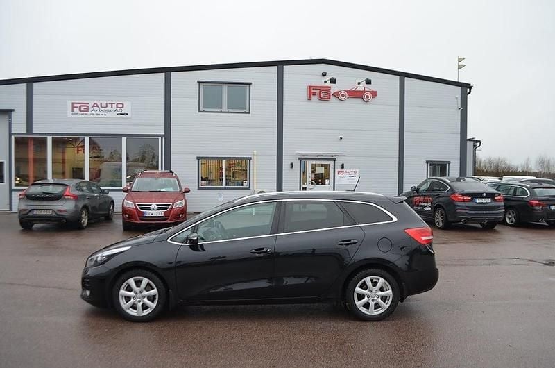 Svart Begagnad 2016 Kia Ceed Sportswagon GT-Line Kombi | 99 900 kr (Bra pris) - Bild 1/4