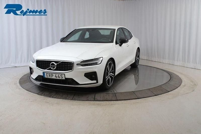 Vit Begagnad 2020 Volvo S60 R-Design Sedan | 359 900 kr (Marknadspris) - Bild 1/4