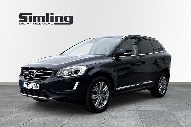 Mörkblå Begagnad 2017 Volvo XC60 Standard SUV | 244 900 kr (Bra pris) - Bild 1/4