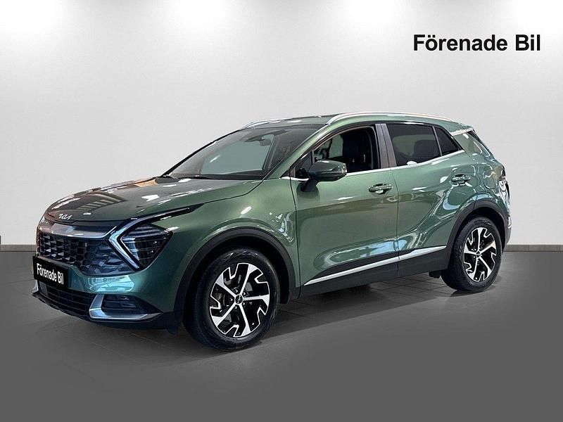 Grön Begagnad 2022 Kia Sportage Advance SUV | 359 000 kr (Marknadspris) - Bild 1/4