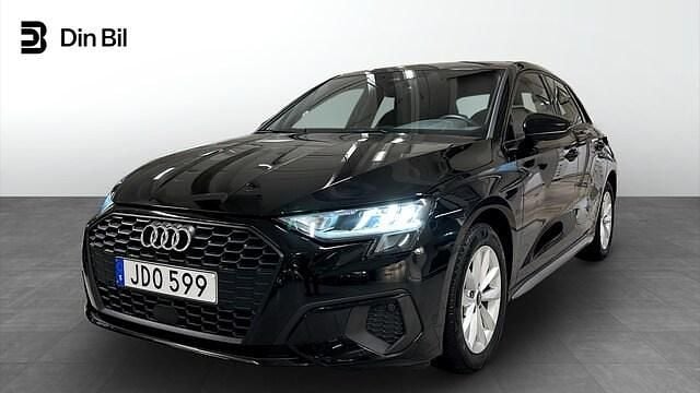 Brilliantsvart Begagnad 2022 Audi A3 Proline | 219 000 kr (Marknadspris) - Bild 1/4