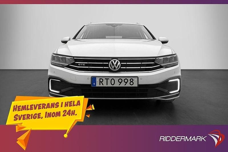 Vit Begagnad 2020 VW Passat GTE | 239 900 kr (Lite dyr) - Bild 1/3