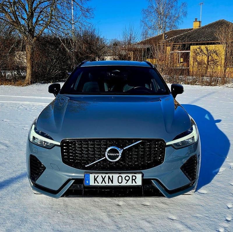 Begagnad Volvo XC60 392 HK (288 kW) 2022 Grå SUV