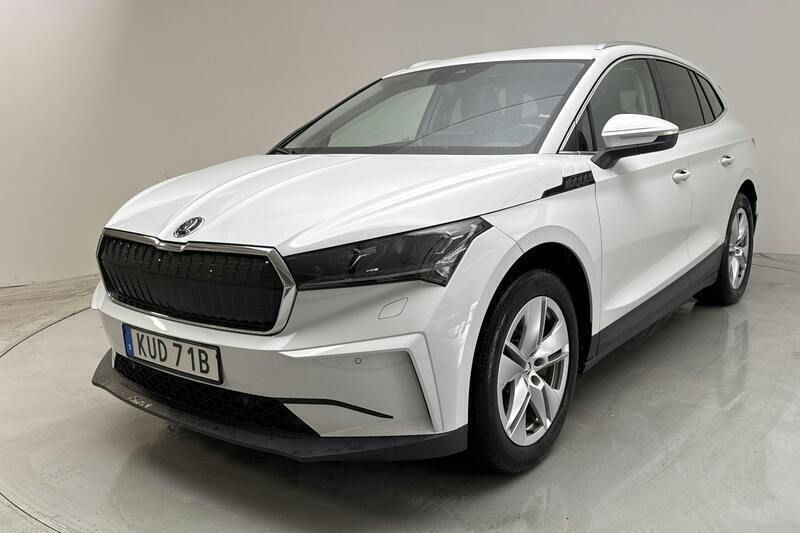 Vit Begagnad 2022 Skoda Enyaq iV Comfort SUV | 319 000 kr - Bild 1/4