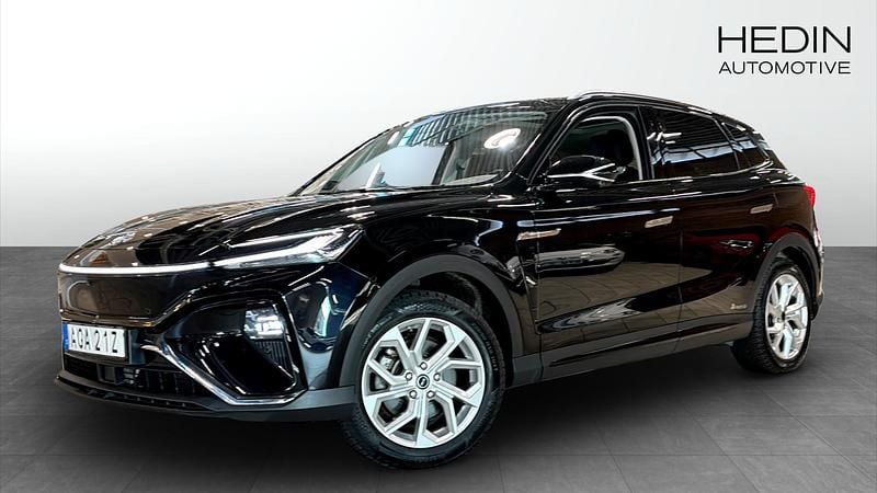Svart (black) Begagnad 2022 MG Marvel R Performance SUV | 289 900 kr - Bild 1/4