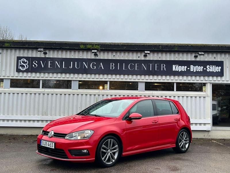 Röd Begagnad 2017 VW Golf VII GT Halvkombi | 99 900 kr (Bra pris) - Bild 1/4