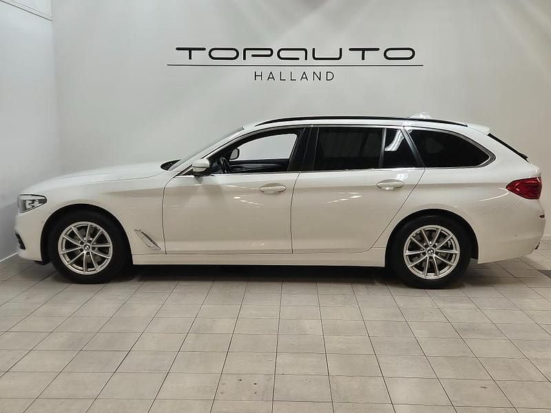 Begagnad BMW 520 190 HK (139 kW) 2017 Vit Kombi