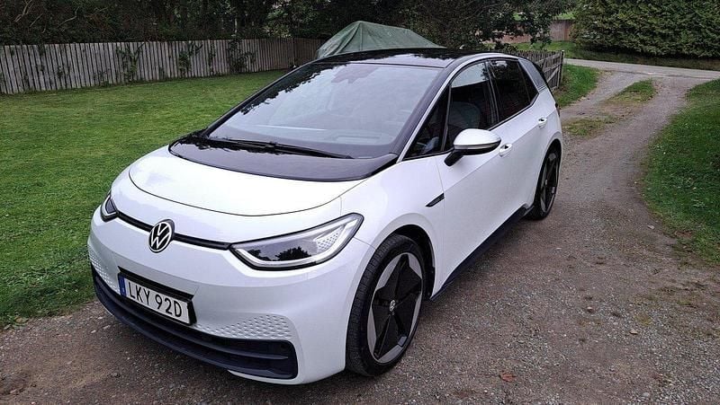Vit Begagnad 2020 VW ID.3 Pro Halvkombi | 249 000 kr (Dyr) - Bild 1/4