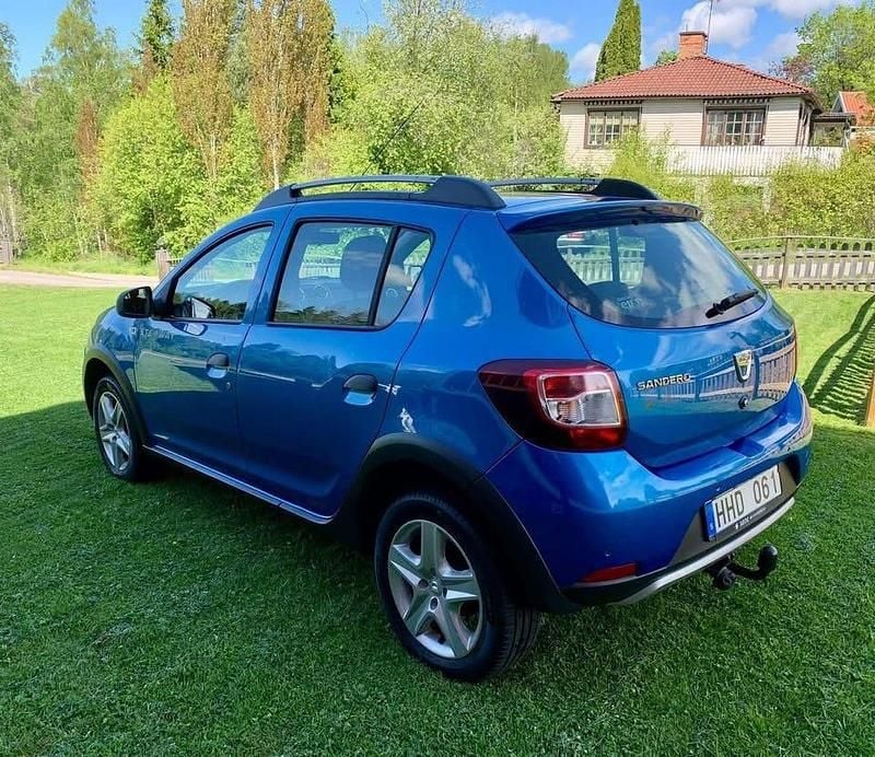 Begagnad Dacia Sandero Stepway 90 HK (66 kW) 2014