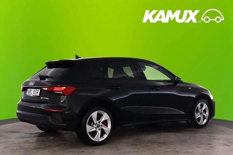 Begagnad Audi A3 e-tron S-Line 245 HK (180 kW) 2022 Svart Halvkombi