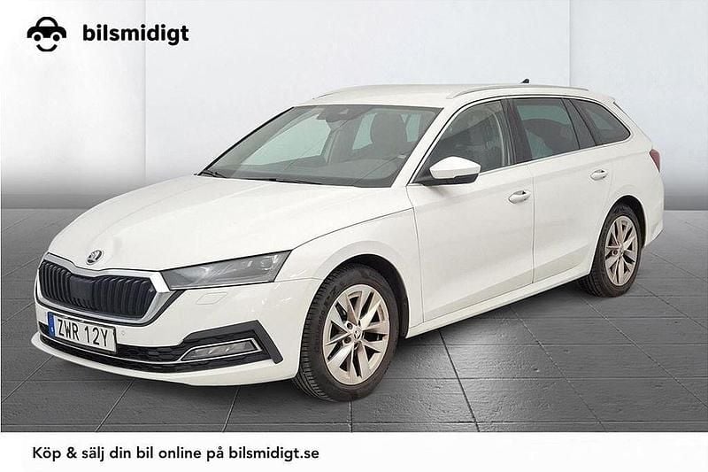 Vit Begagnad 2022 Skoda Octavia Style Kombi | 224 800 kr (Marknadspris) - Bild 1/3