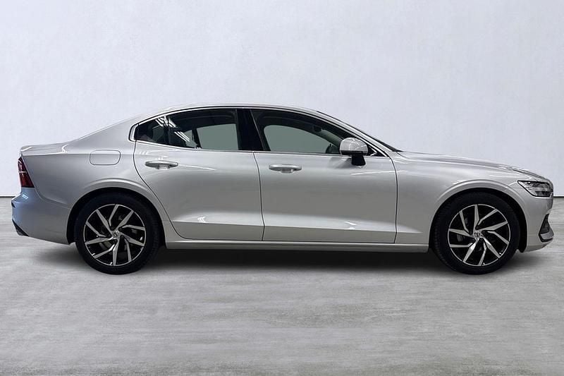 Begagnad Volvo S60 2020 Silver Sedan