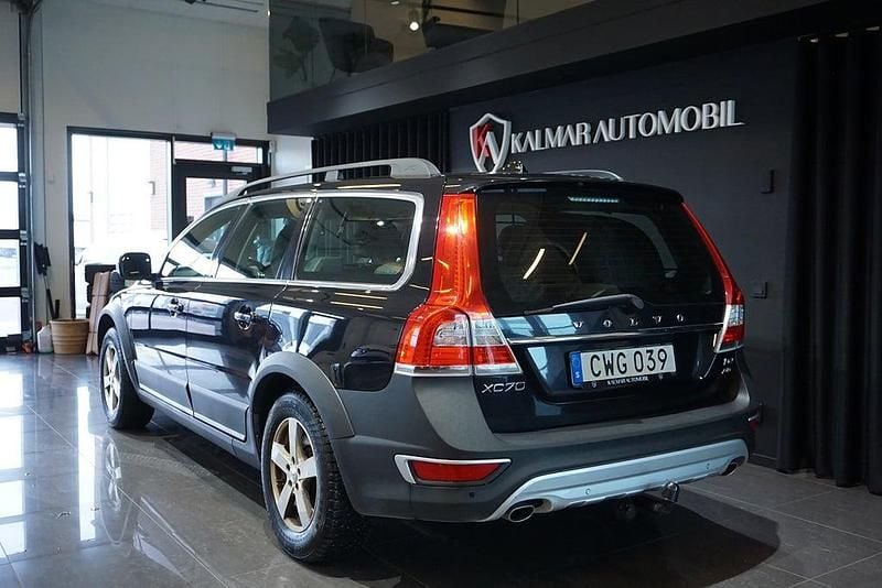 Begagnad Volvo XC70 Momentum 181 HK (133 kW) 2014 Svart Kombi