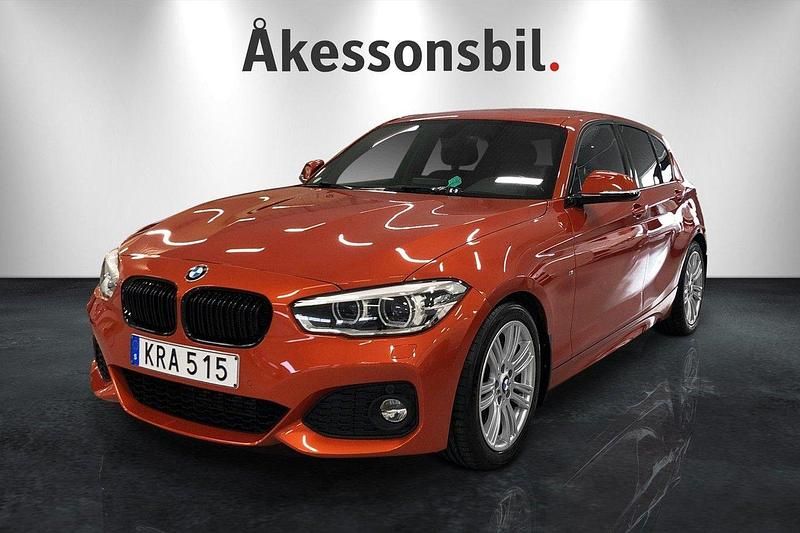 Orange Begagnad 2015 BMW 116 M Sport Halvkombi | 139 000 kr (Marknadspris) - Bild 1/4