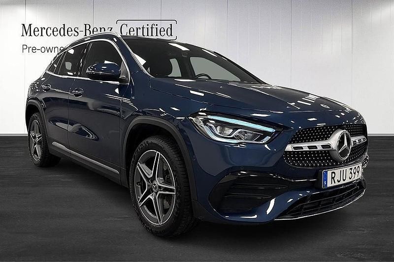 Begagnad Mercedes GLA250 AMG 160 HK (117 kW) 2022 Blå SUV
