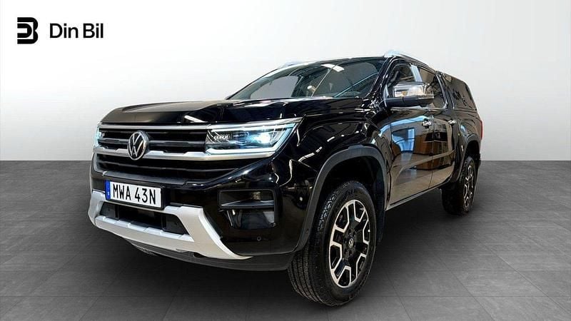 Svart (midnight black metallic) Begagnad 2023 VW Amarok Style Pickup | 649 900 kr (Bra pris) - Bild 1/4