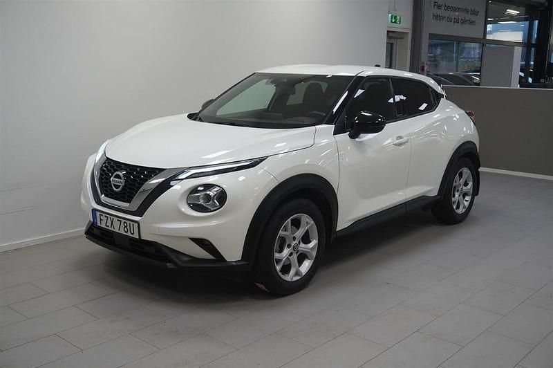 Vit Begagnad 2020 Nissan Juke N-Connecta SUV | 187 900 kr (Marknadspris) - Bild 1/4