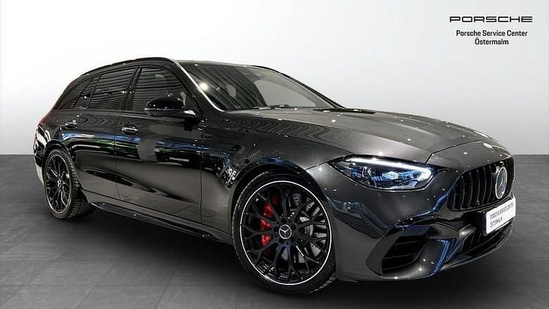 Grå Begagnad 2024 Mercedes C63 AMG AMG | 875 000 kr - Bild 1/4