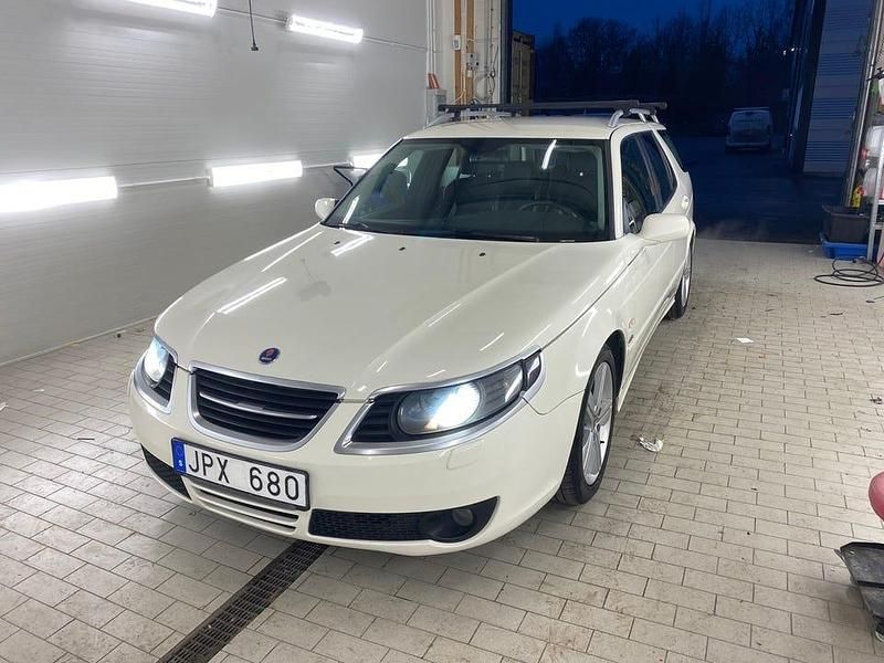 Begagnad 2009 Saab 9-5 Kombi | 44 000 kr (Dyr) - Bild 1/4