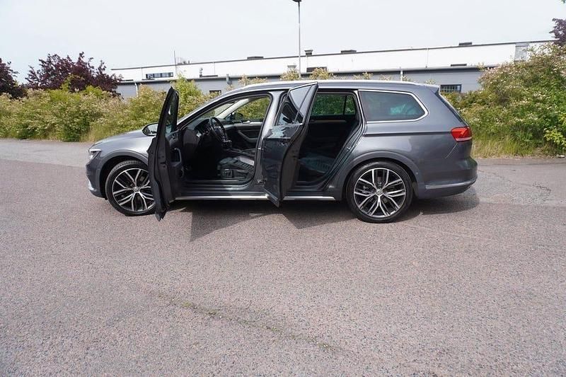 Begagnad VW Passat Alltrack 190 HK (139 kW) 2016 Grå metallic Kombi