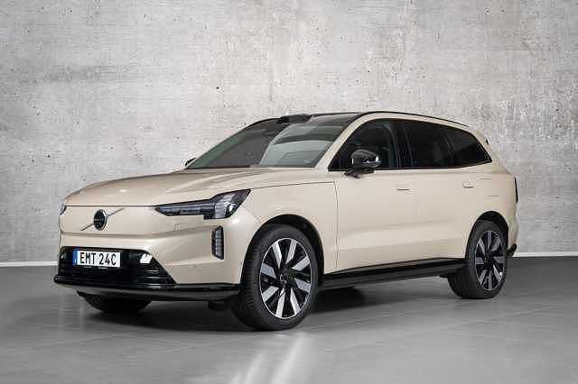 Ljusbrun (brun) Ny 2025 Volvo EX90 Performance SUV | 999 000 kr (Superpris) - Bild 1/3