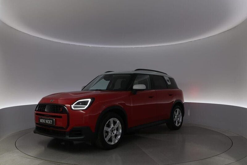 Röd Begagnad 2024 Mini Countryman SUV | 474 900 kr (Dyr) - Bild 1/4